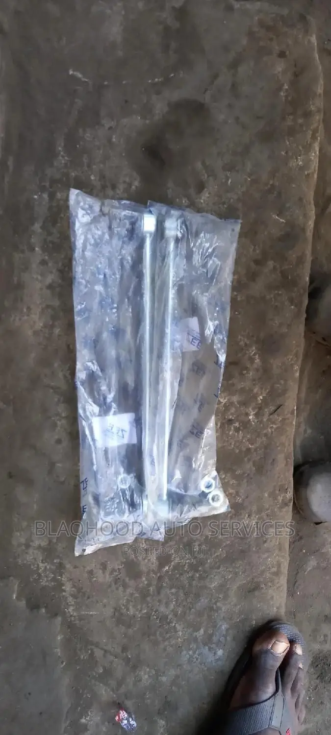 Toyota Corolla/Matrix/Vibe/Camry/Rav4 Link Bar Available