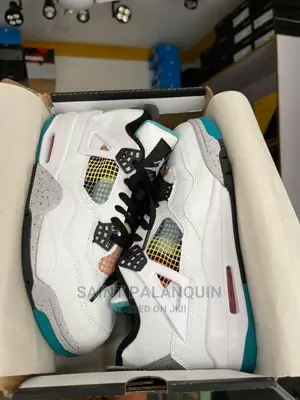 Nike Jordan 4