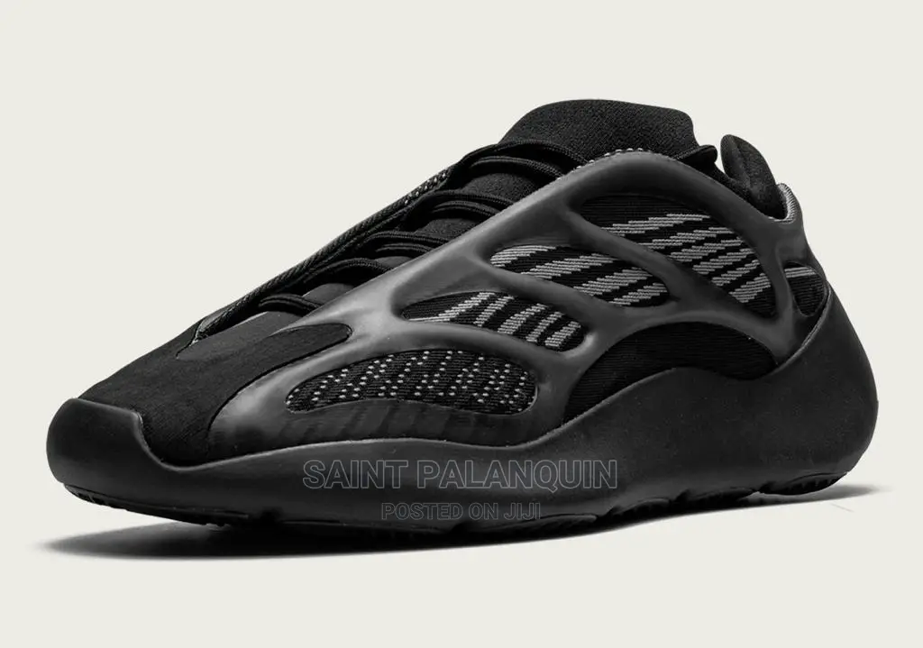 Yeezy Boost 700v3
