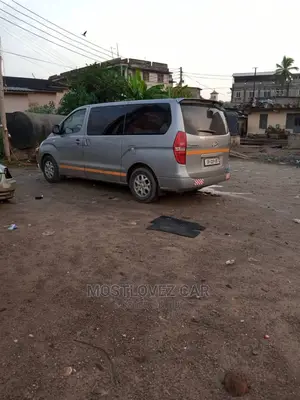 Hyundai H1 Buses For Rent. 12 Seater Buses For Rent In Ghana
