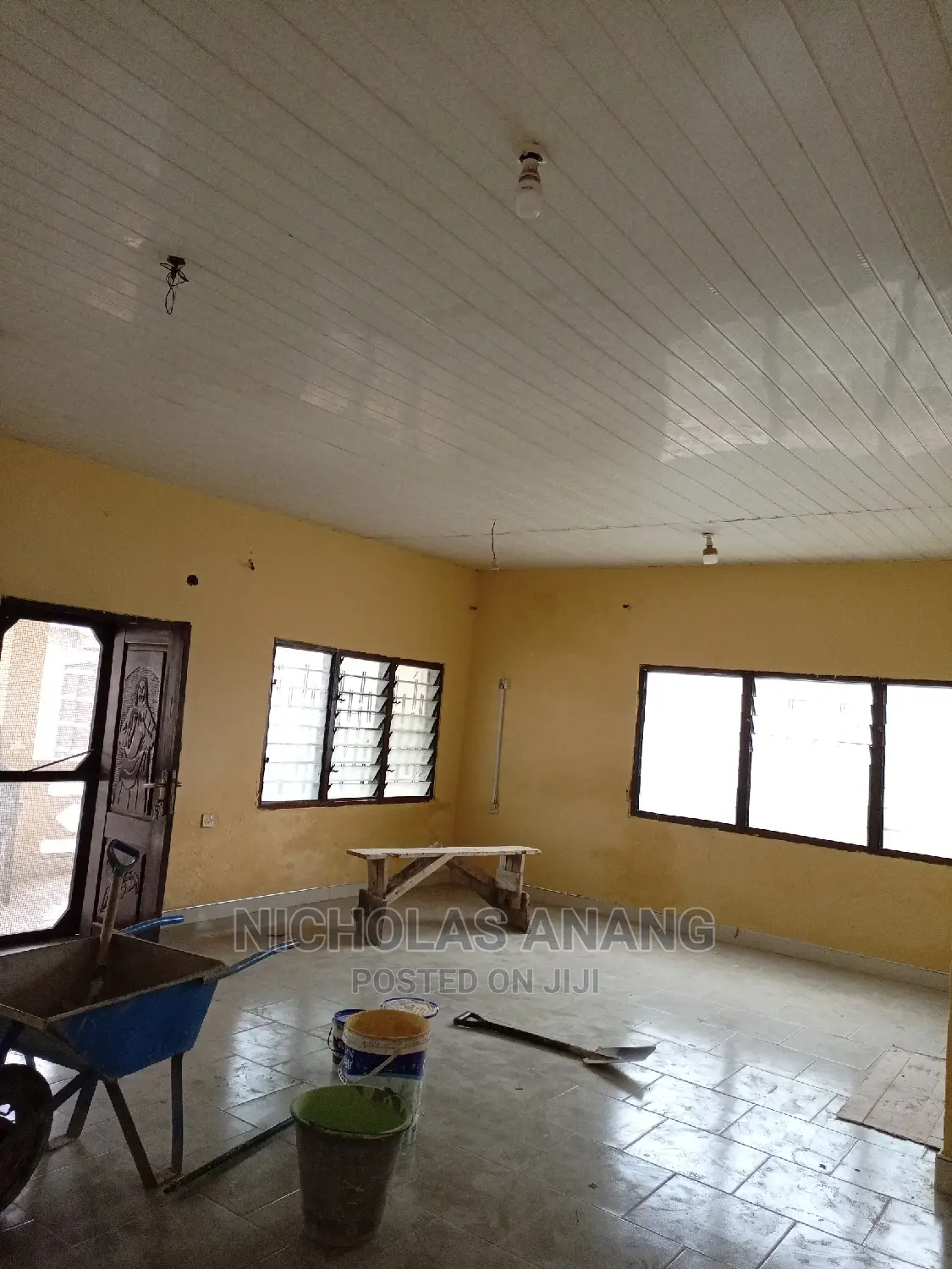 3bdrm House in New Town for rent