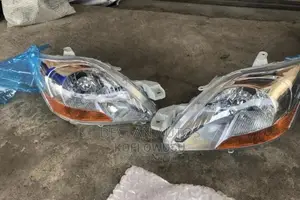 Yaris 2009 Saloon Headlight