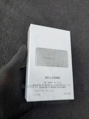 Creed Aventus ( Silver Moutain Water) Perfume