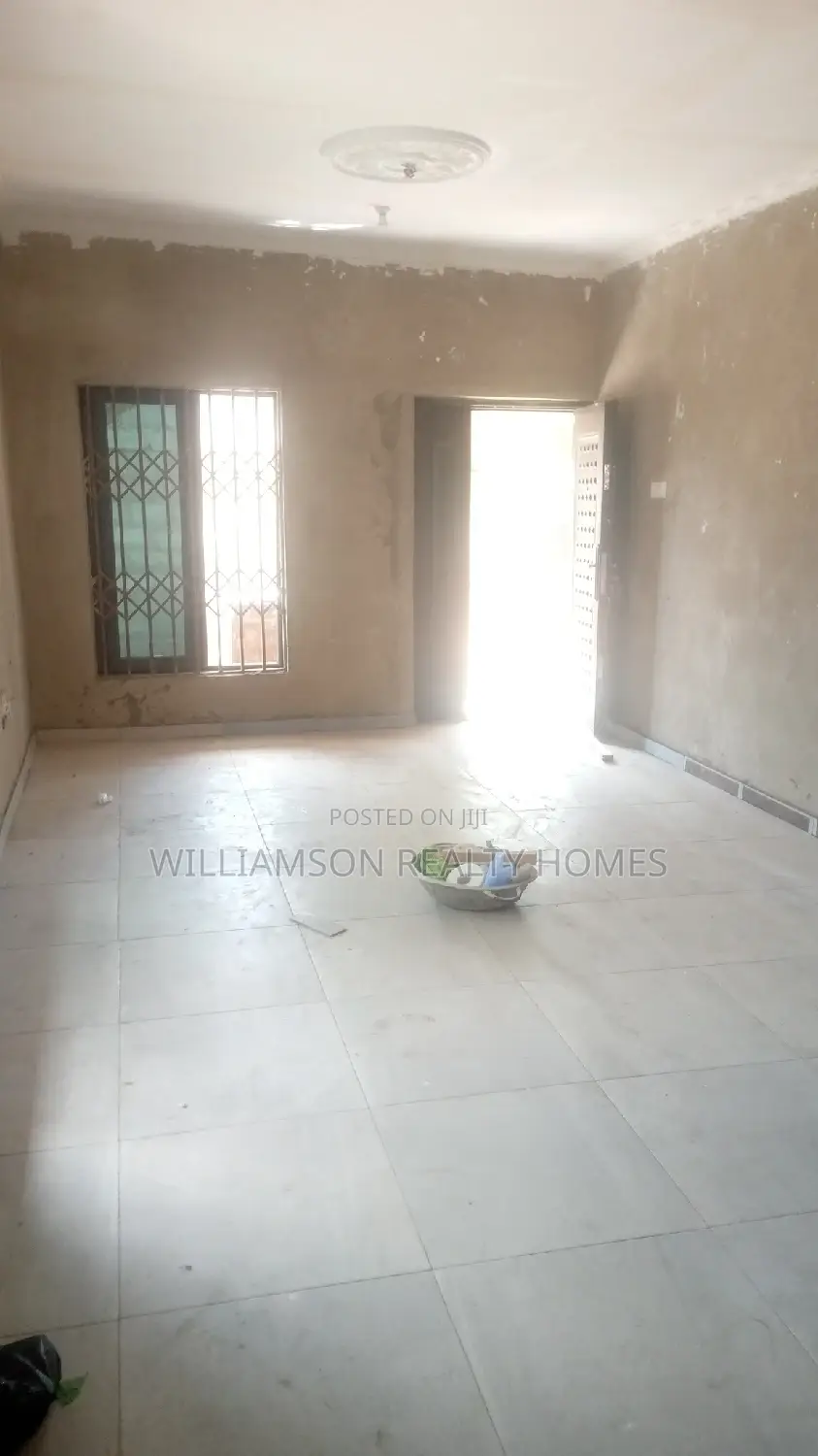 2bdrm Apartment in Community 18 Estate, Spintex for rent