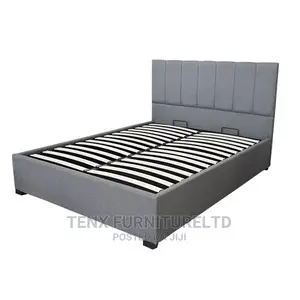 Photo - Bed Queen Size (Tiagra )Upholstery