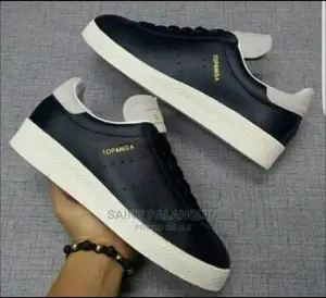 Adidas Topanga