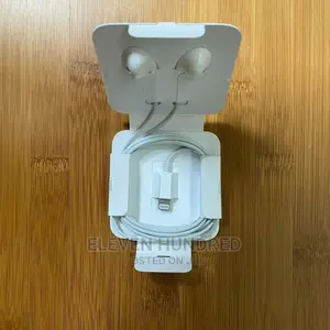 APPLE Lighting Connector Earbuds