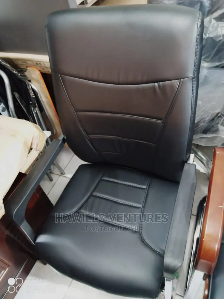 Leather Quartz Chair