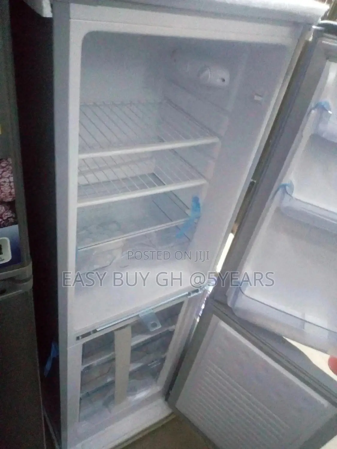 Latest Quality Refrigerator PF-200 + Free Iron