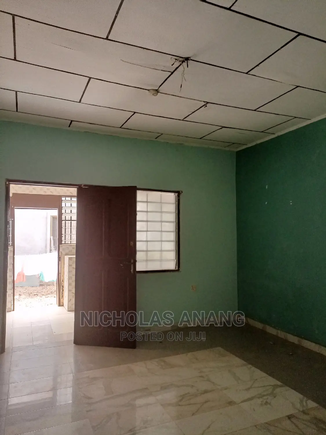 1bdrm House in New Town for rent