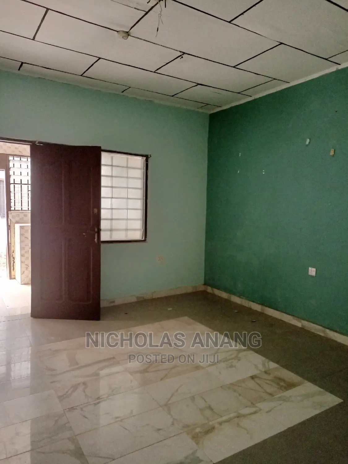 1bdrm House in New Town for rent