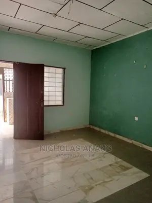 1bdrm House in New Town for rent