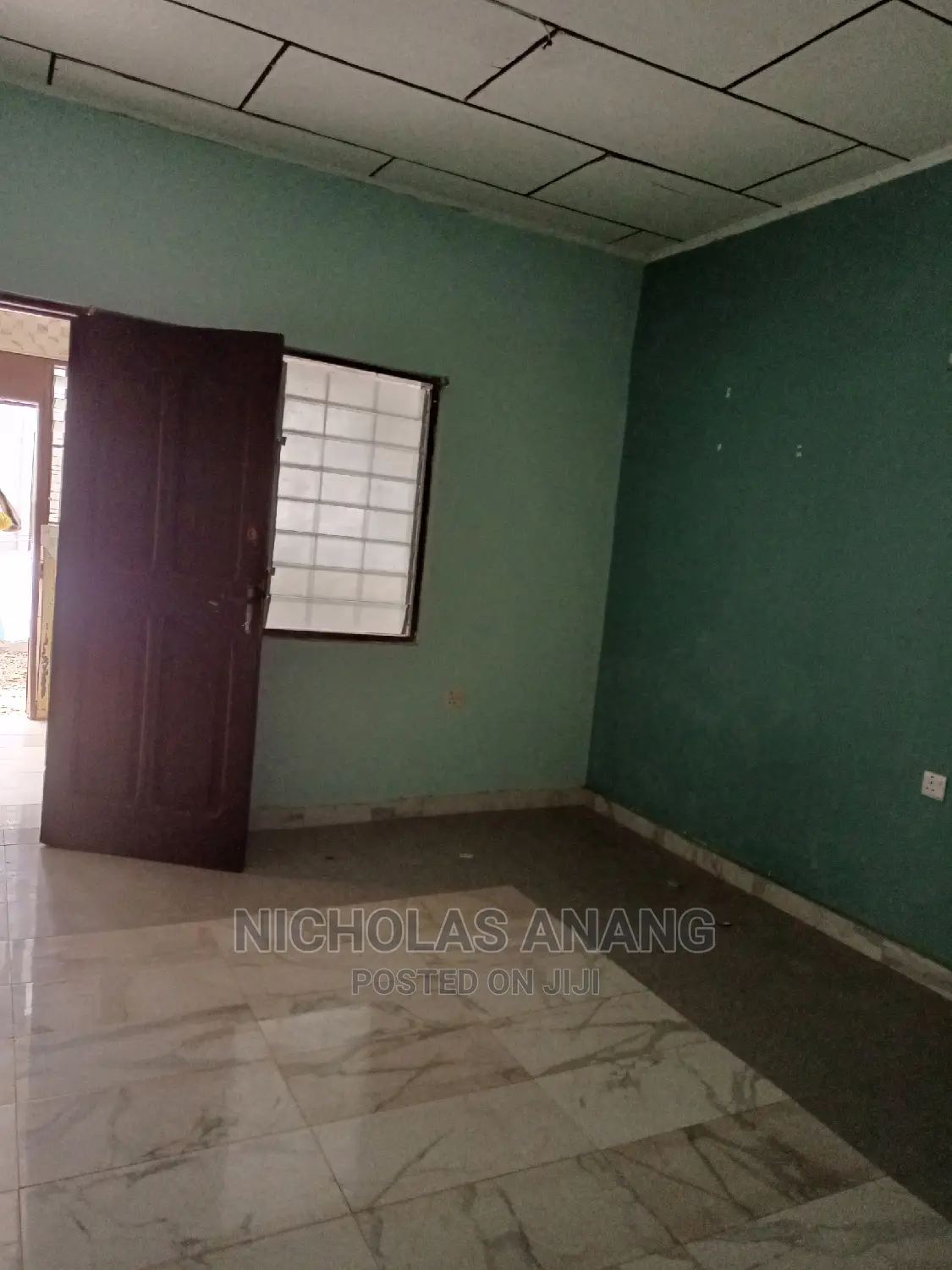 1bdrm House in New Town for rent