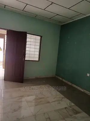1bdrm House in New Town for rent