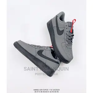 Nike Air Force