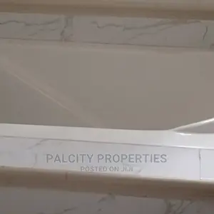 5bdrm House in Accra East Legon for Sale