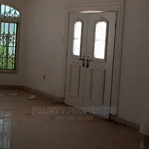 5bdrm House in Accra East Legon for Sale