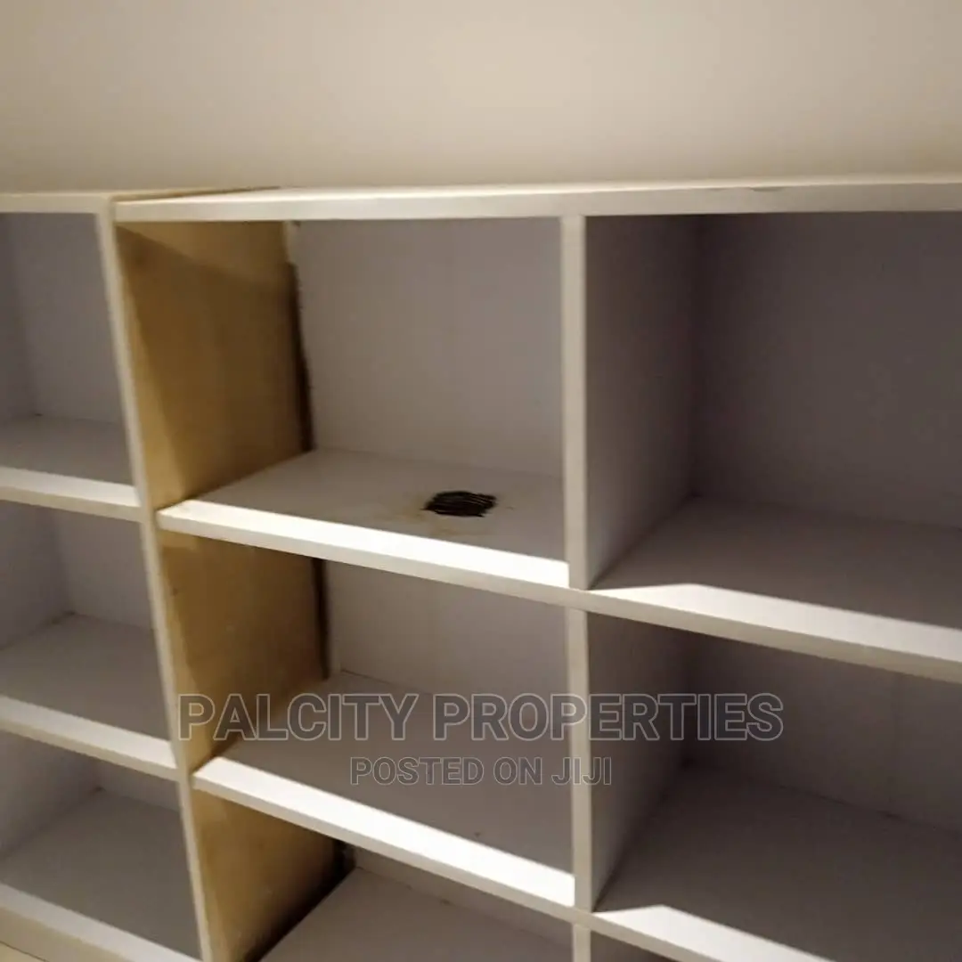 5bdrm House in Accra East Legon for Sale