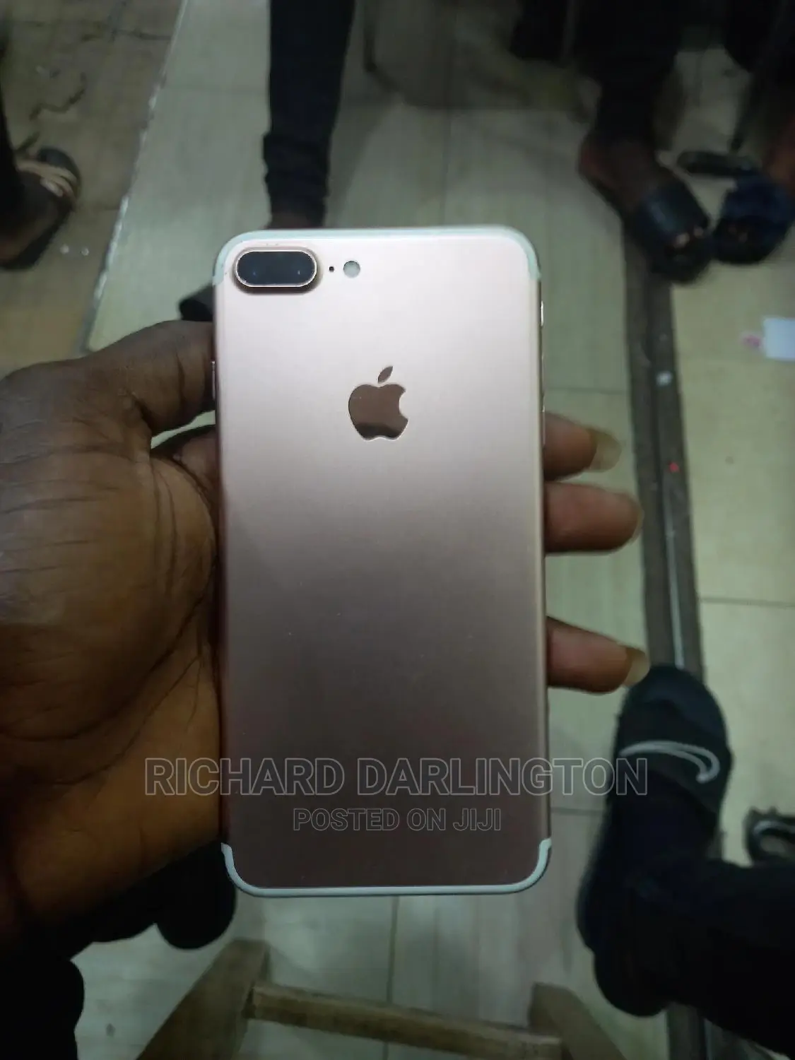 Apple iPhone 7 Plus 128 GB Gold