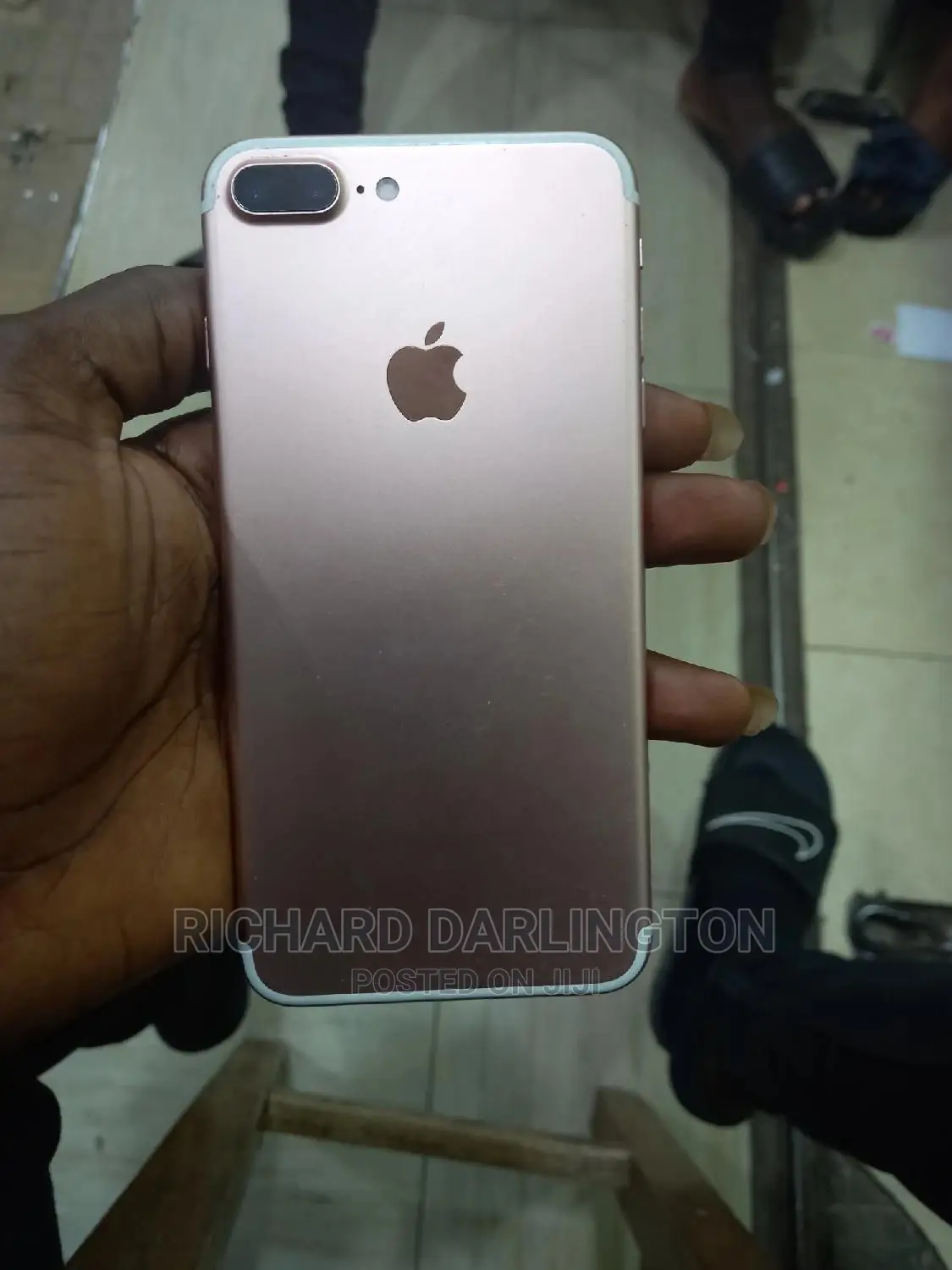 Apple iPhone 7 Plus 128 GB Gold