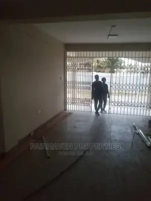 Shop for Rent at Bushroad