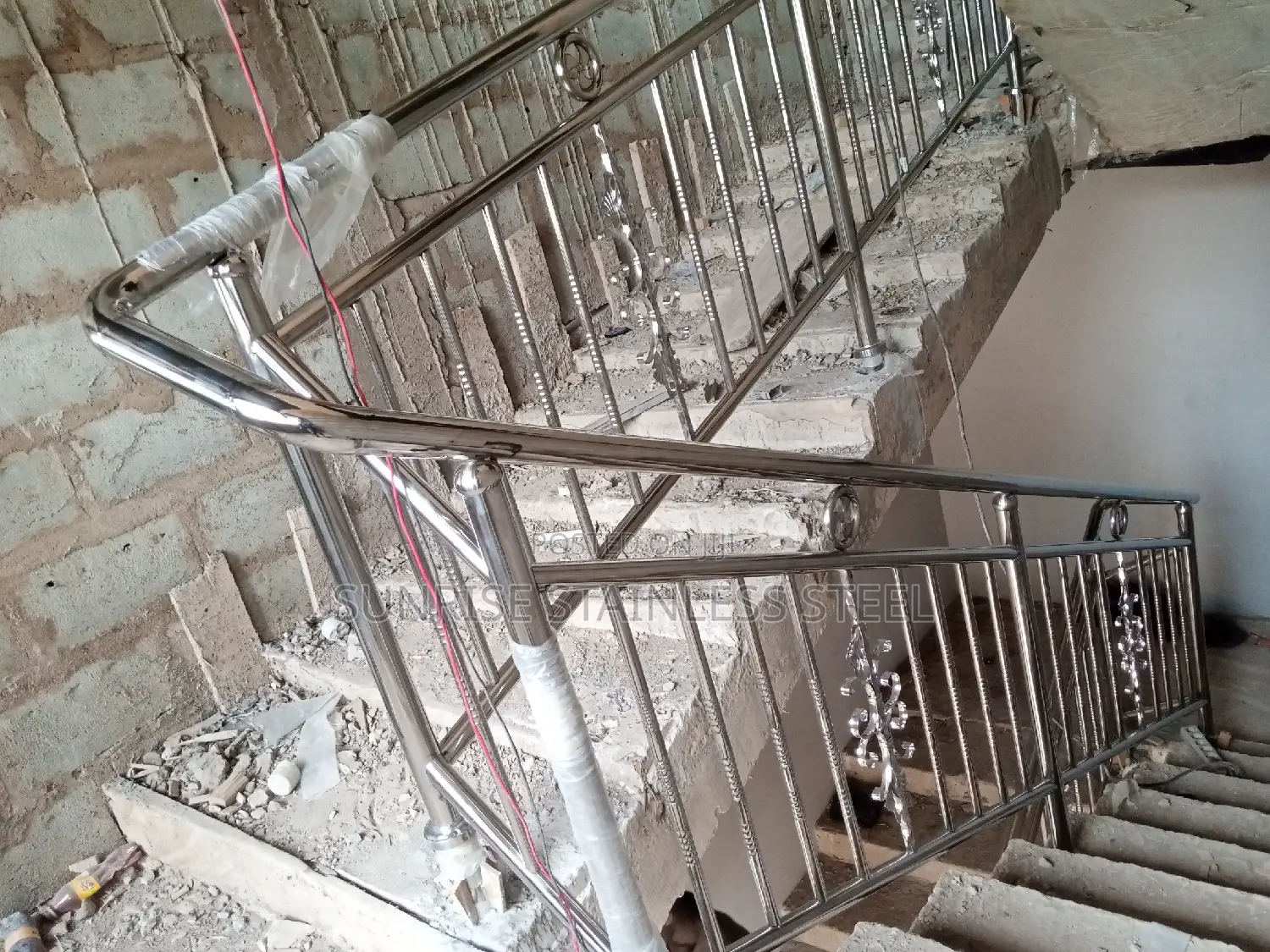 Trusted Stainless Steel and Glass Balustrde
