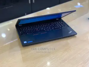 Laptop Lenovo ThinkPad R50p 32GB Intel Core I7 SSD 256GB