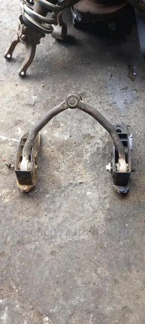 Kia Prejio Upper Arm Pair Available