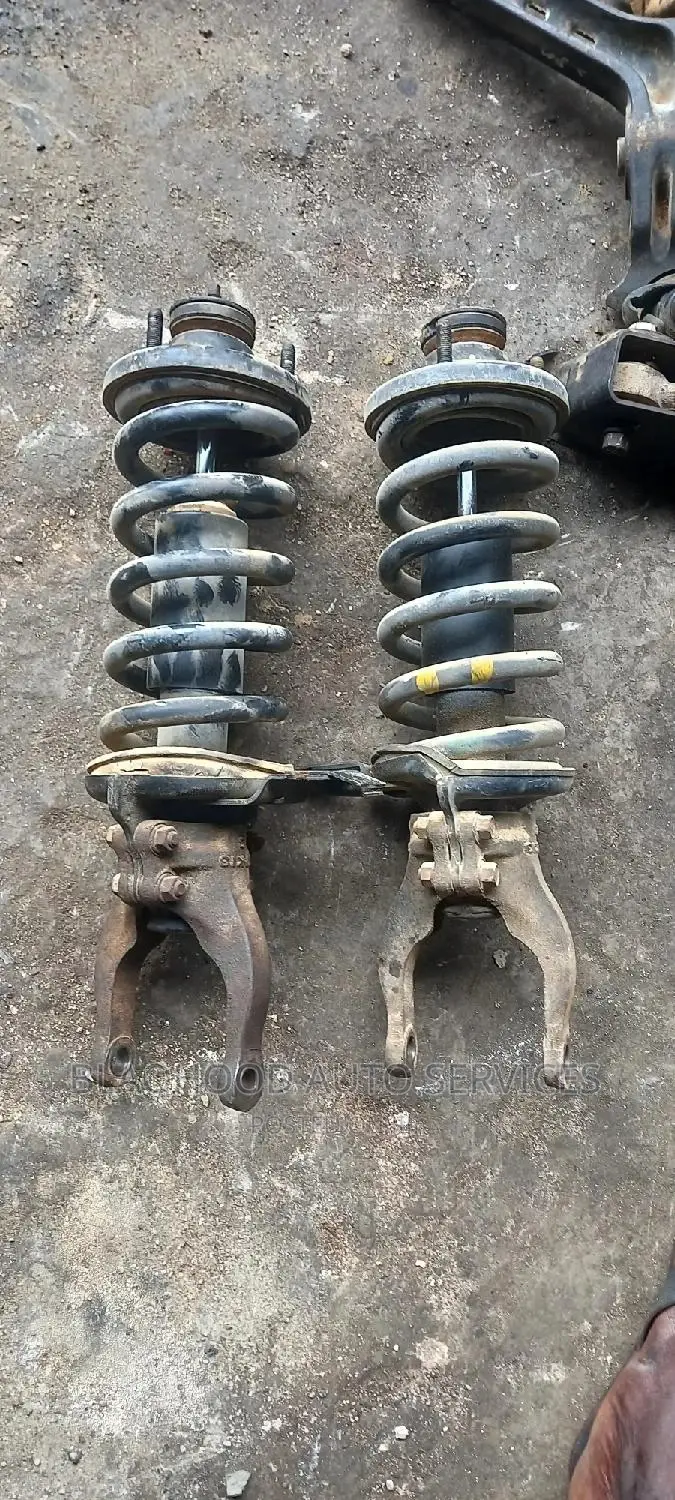 SHOCK ABSORBERS High Quality Pair for All Cars in Stock