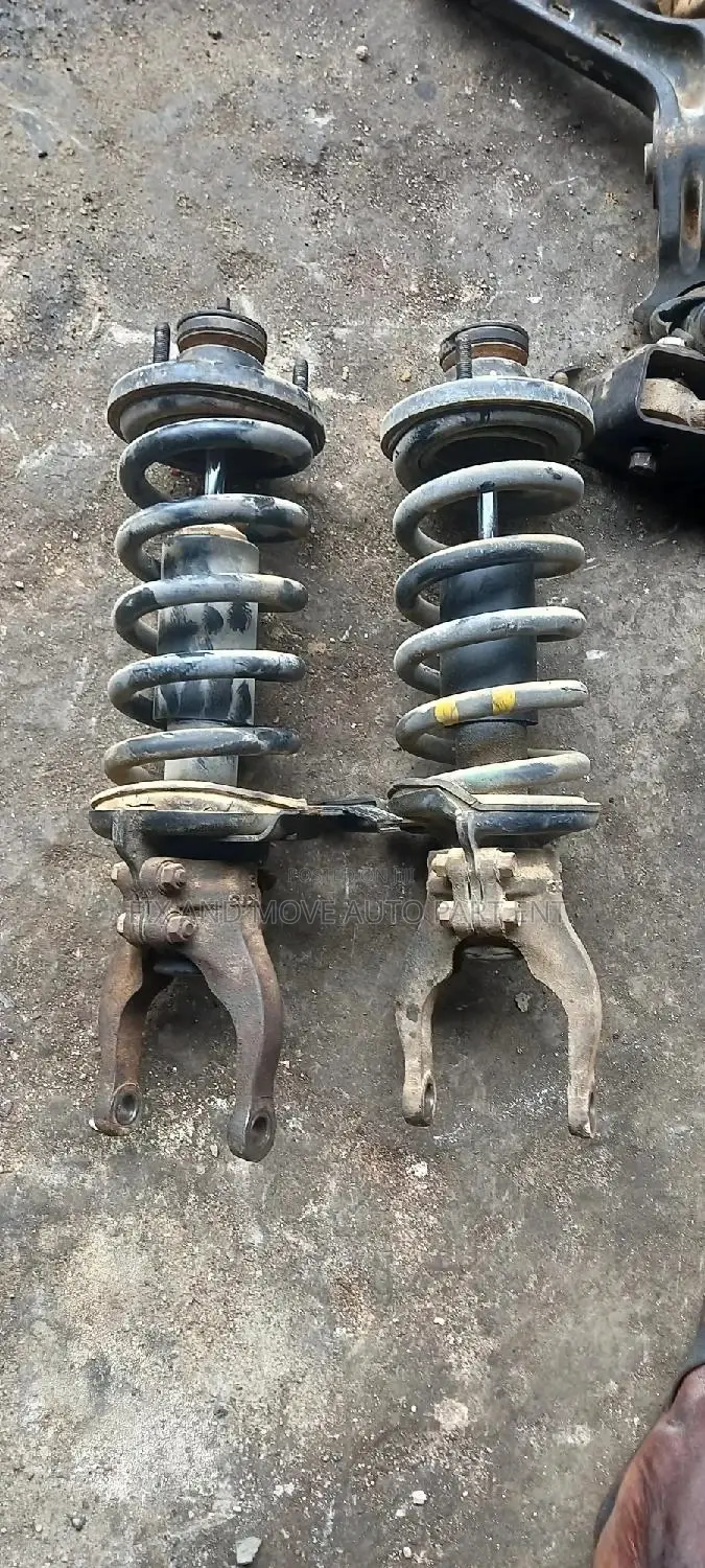 SHOCK ABSORBERS High Quality Pair for All Cars in Stock