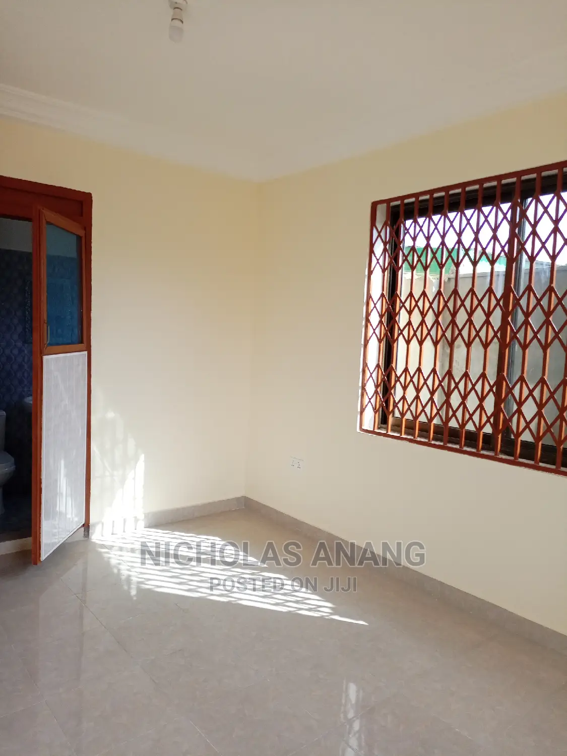 Mini Flat in New Town for Rent