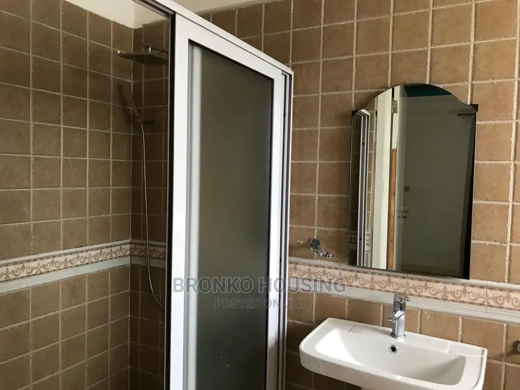 4bdrm House in Bronko Housing, Airport Residential Area for Rent