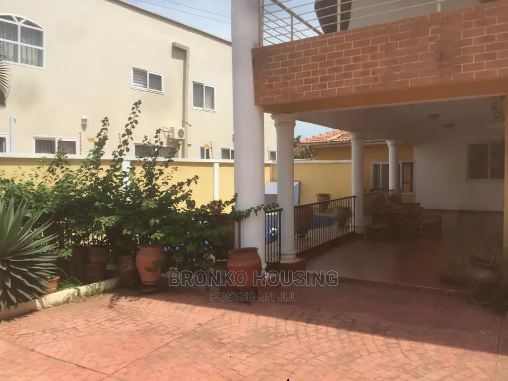 Furnished 5bdrm House in Bronko Housing, Airport Residential Area