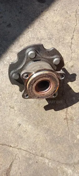 Toyota Rav4 2013-17 Complete Back WHEEL HUB Bearing in Stock
