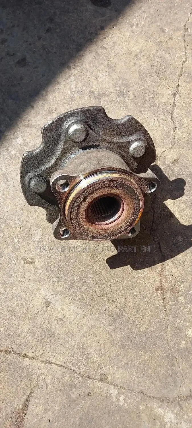 Toyota Rav4 2013-17 Complete Back WHEEL HUB Bearing in Stock