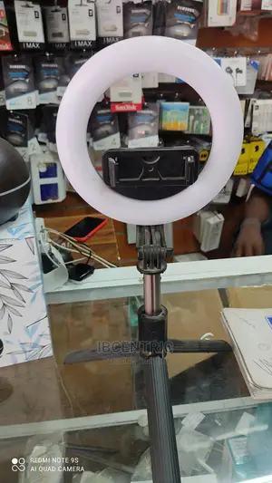 L07 Selfie Stick Tripod With Ring LED Light