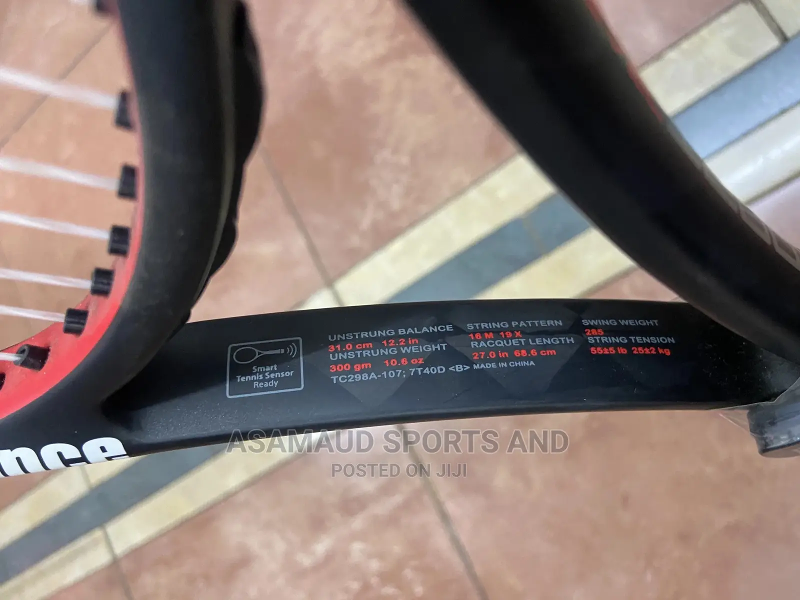 Pro Long Tennis Racquet at Cool Price