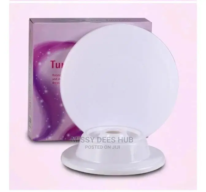 Cake Stand / Turntable