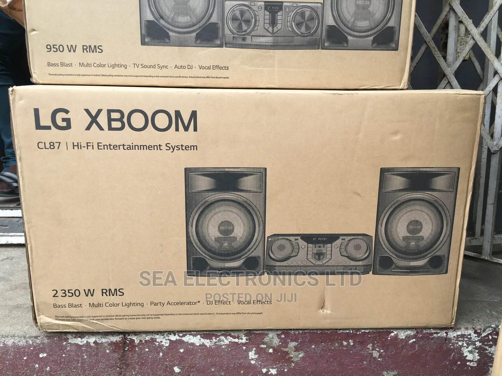 Versatile LG Xboom 2350 Watts CL87