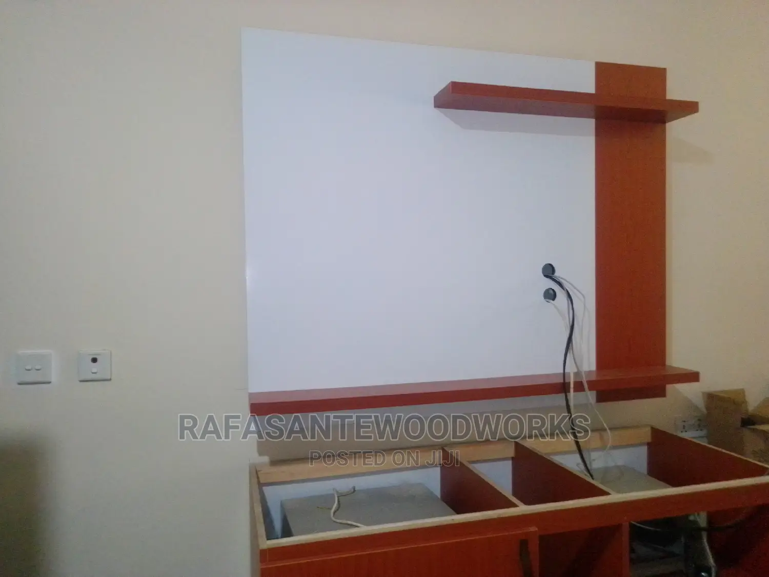 Rafasante in TV Unit
