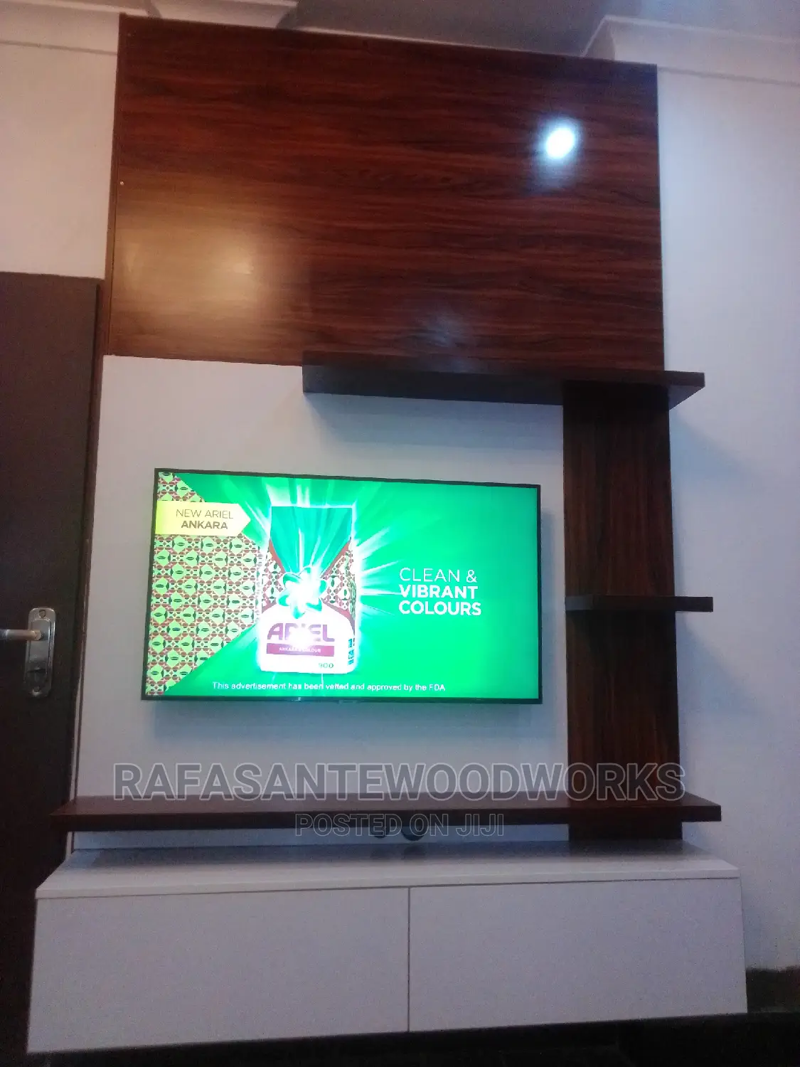 Rafasante in TV Unit