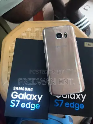 New Samsung Galaxy S7 edge 32 GB Gold