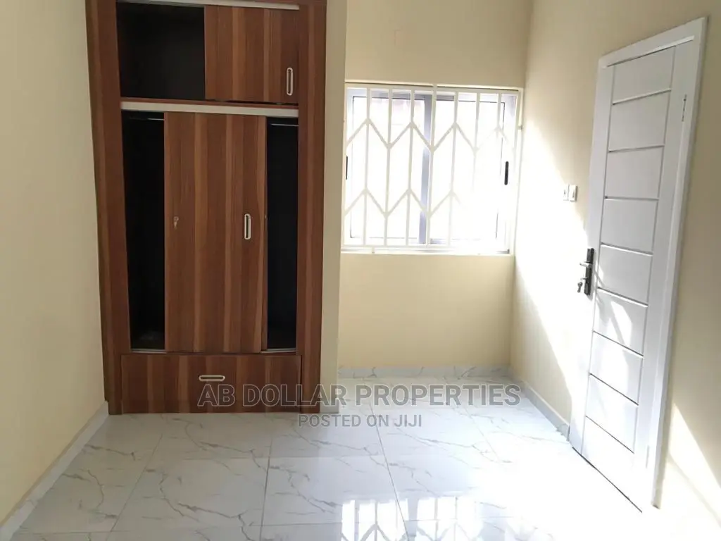 3bdrm House in Spintex for sale