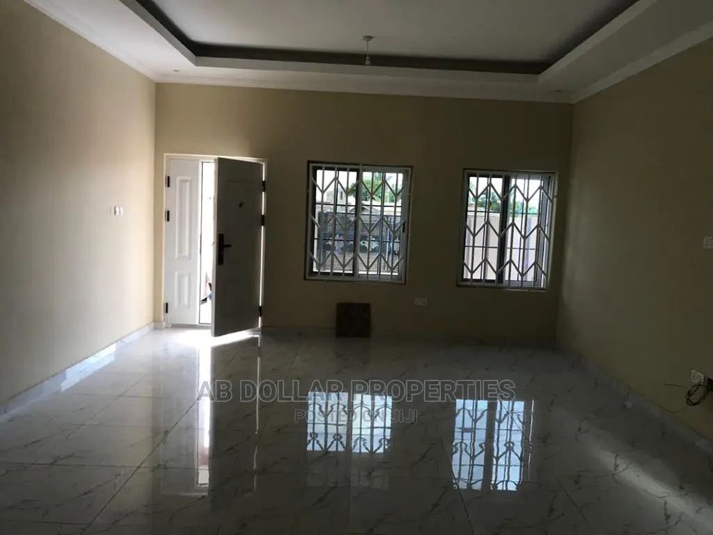 3bdrm House in Spintex for sale