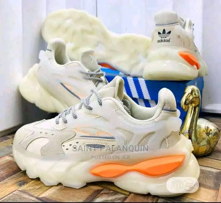 Adidas Sneak