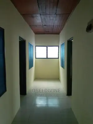 Neat 2-Bedrooms Apartment Dansoman