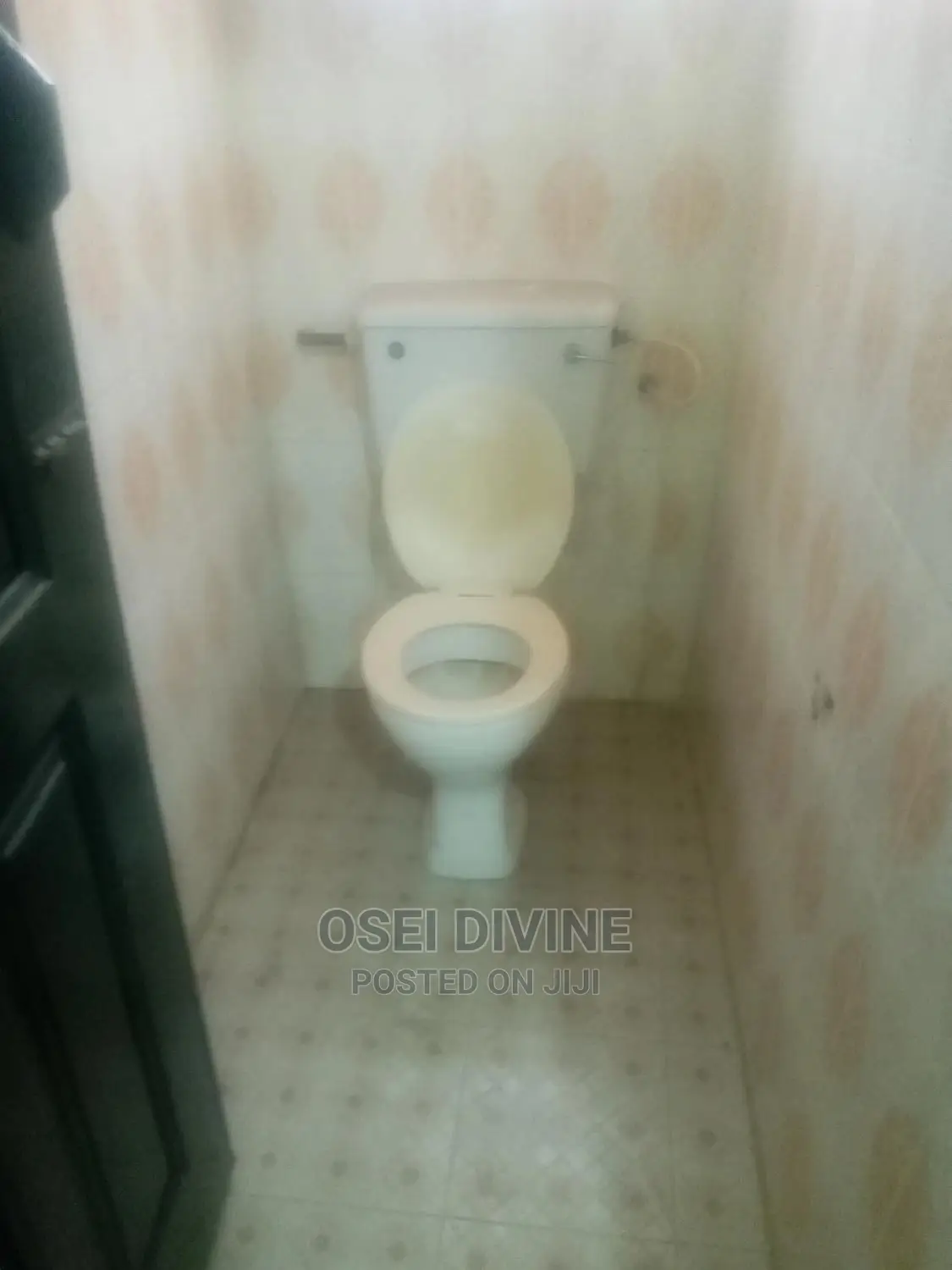 Neat 2-Bedrooms Apartment Dansoman