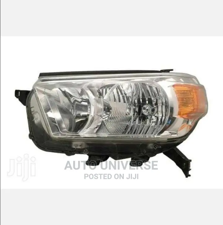 Toyota 4runner 2010 Headlight Pair