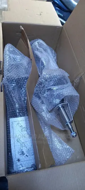 Hyundai Ix35/Tucson/Santa Fe Brand New Front SHOCK ABSORBERS