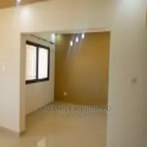 4bdrm Townhouse / Terrace in Abelemkpe, Lincoln School Area for rent